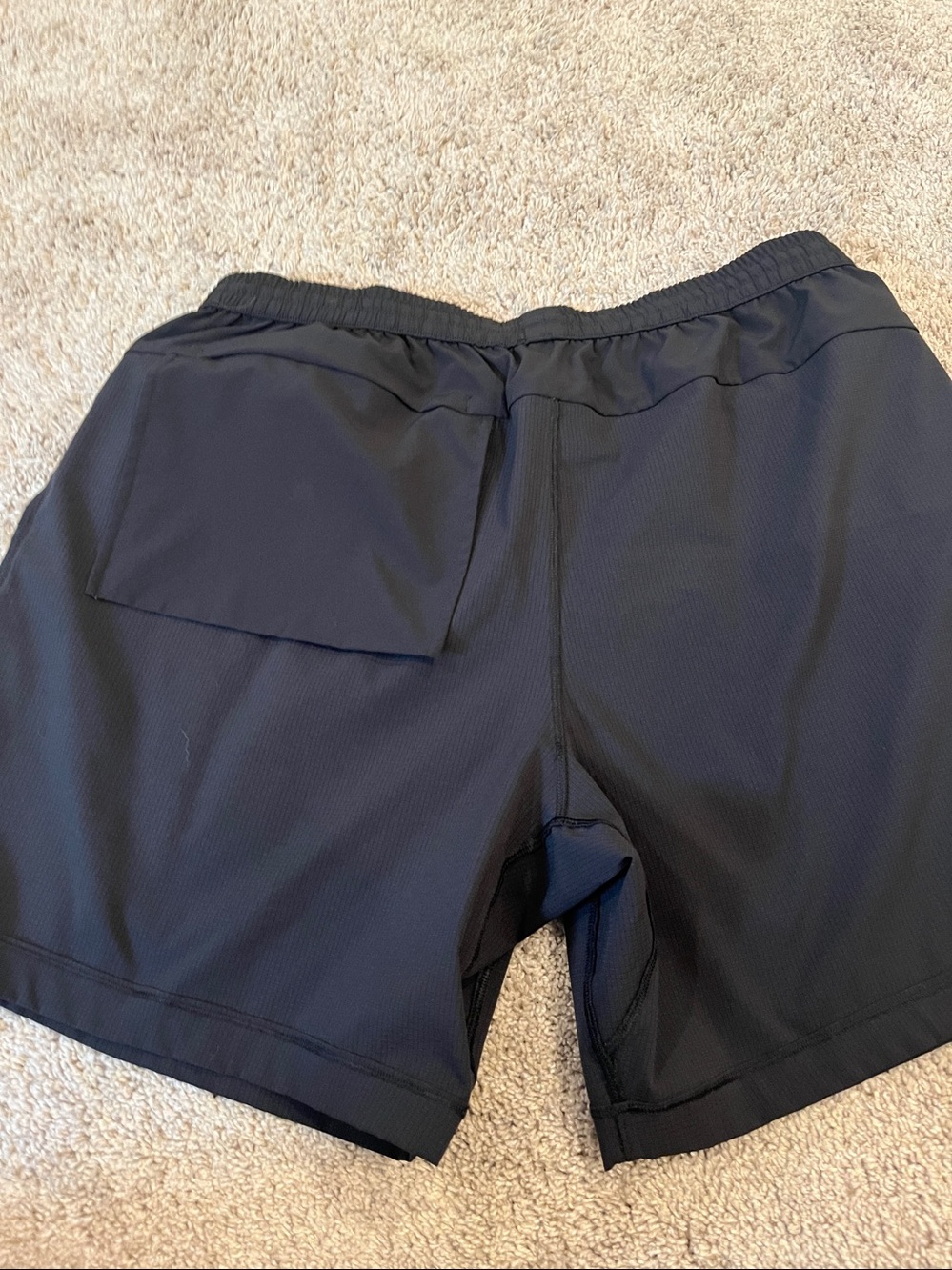 Lululemon Black XL Men's Shorts - Picture 6 of 9